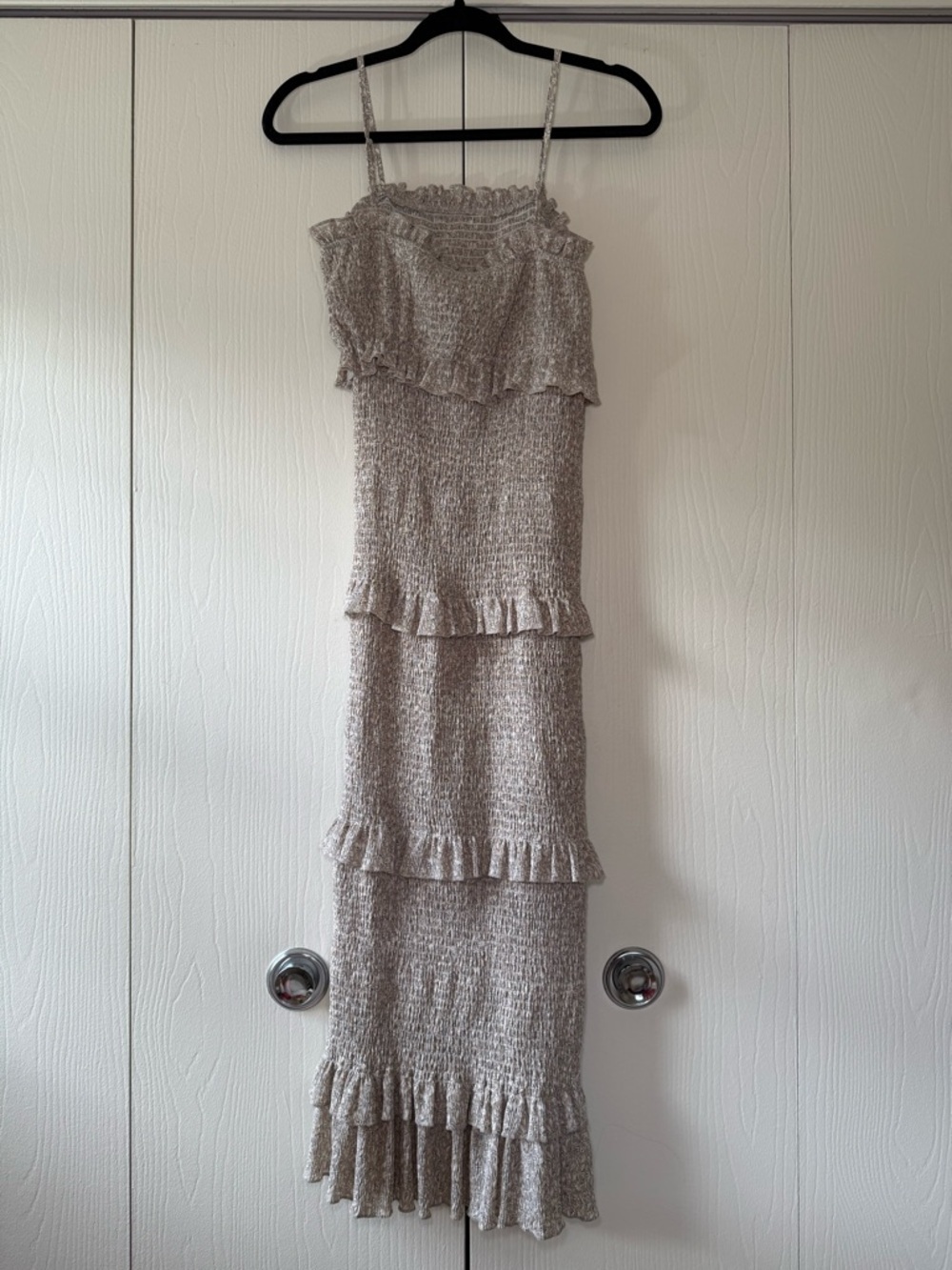 Mable Esme Smocking Detailed MIDI Dress Size Medium - Picture 4 of 5